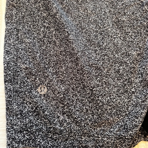 Lululemon T.H.E. Short Linerless Pineweave Alpine White Black Size Medium - Picture 7 of 12
